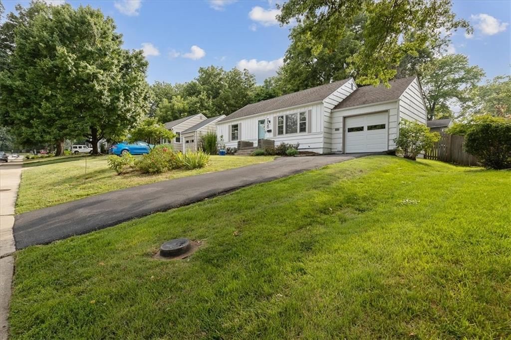 7820 Juniper Street — photo 4