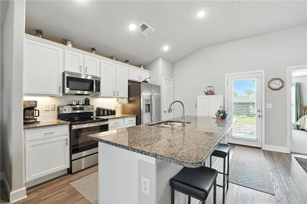 Photo 11 of 34 - 7547 Belmont Drive
