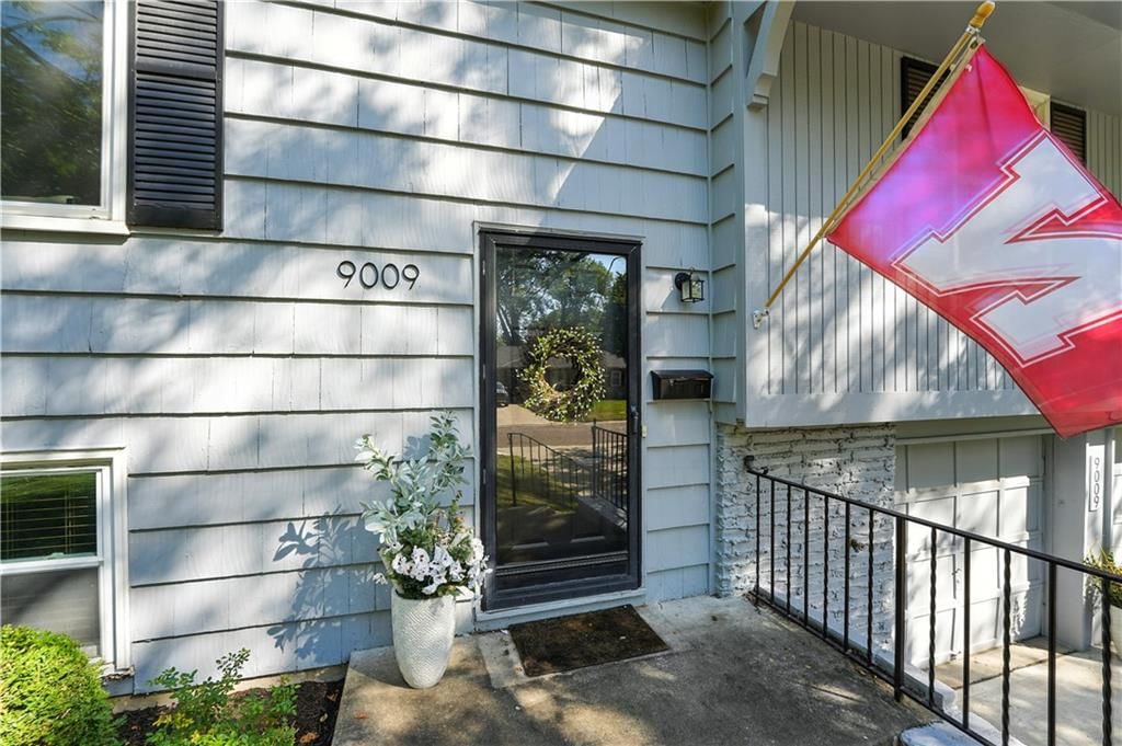 9009 Mastin Street — photo 3