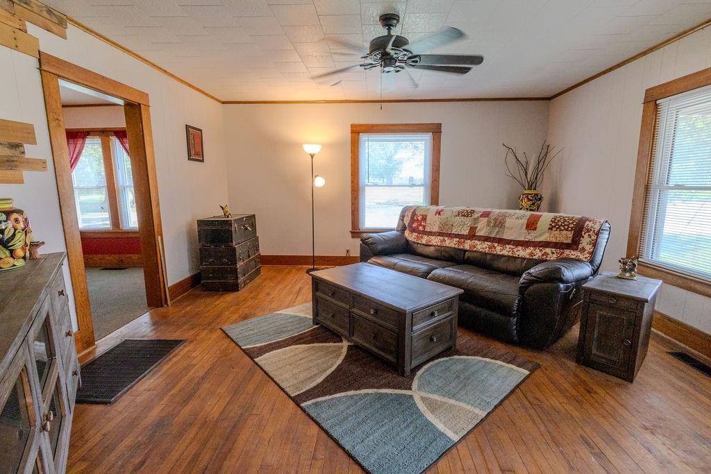 1811 S Walnut Street — photo 15
