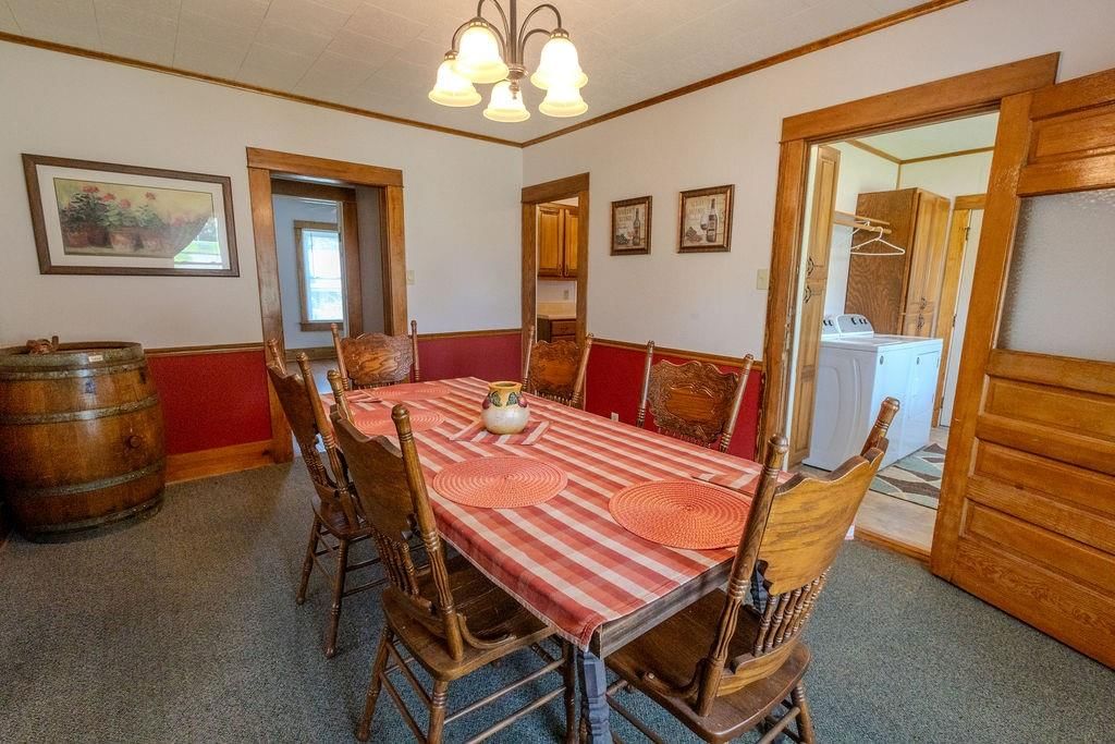 1811 S Walnut Street — photo 17