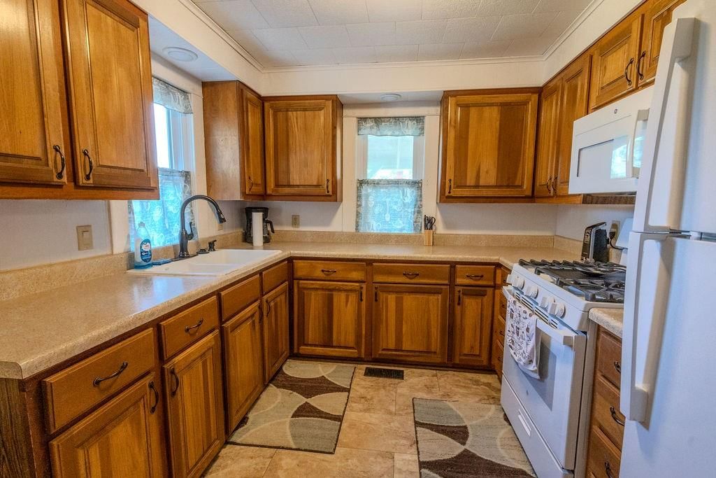 1811 S Walnut Street — photo 18