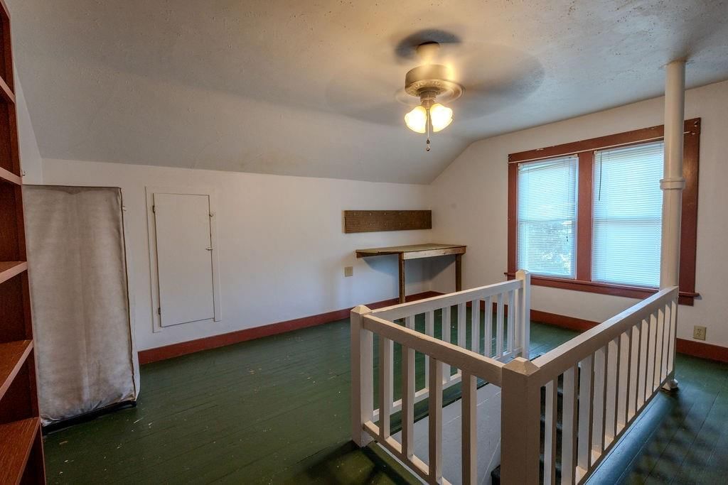1811 S Walnut Street — photo 34