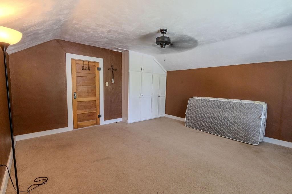1811 S Walnut Street — photo 36