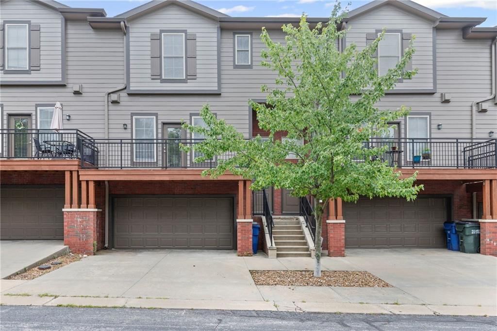 5245 Overland Drive, Lawrence, KS