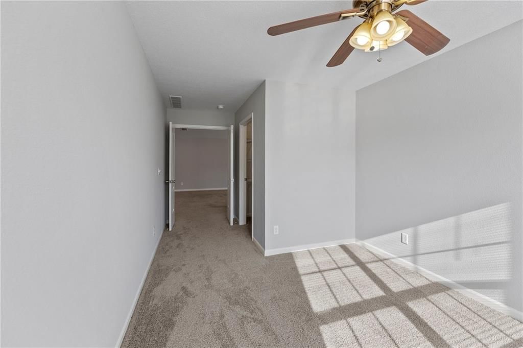 704 NE 65th Terrace — photo 7