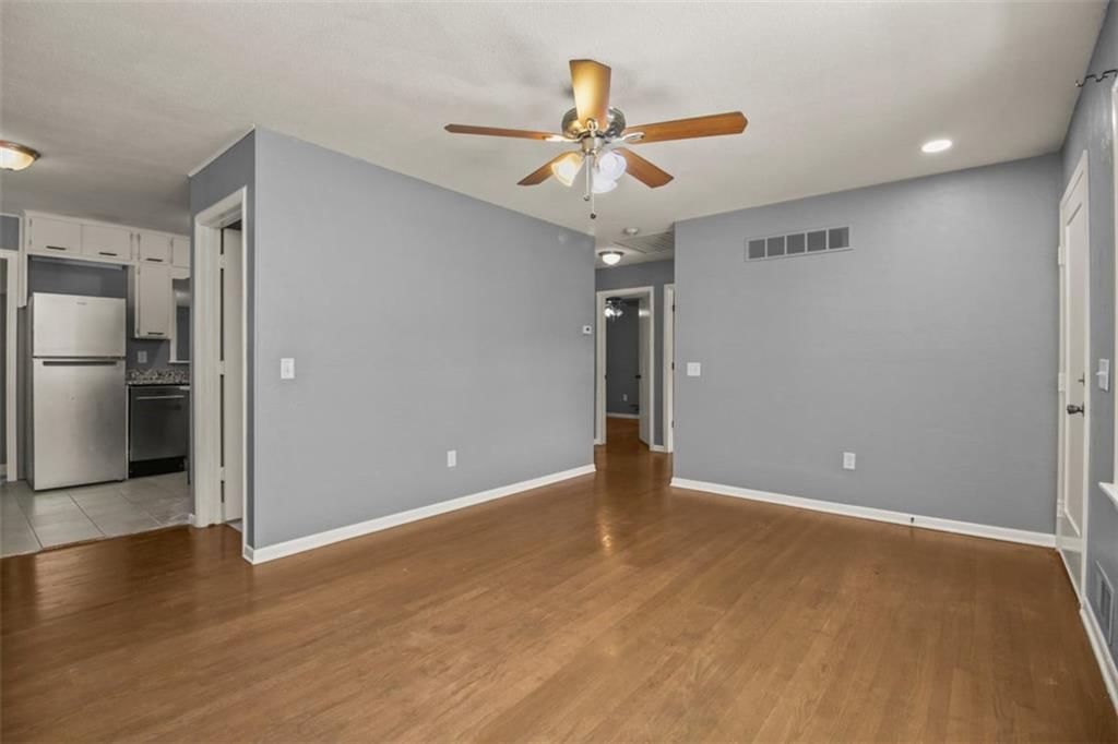 513 Golf Street — photo 8