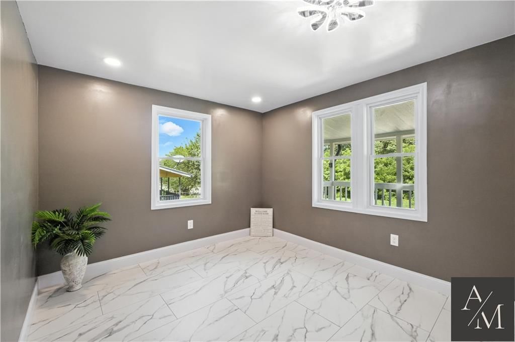 3912 Jackson Avenue — photo 13