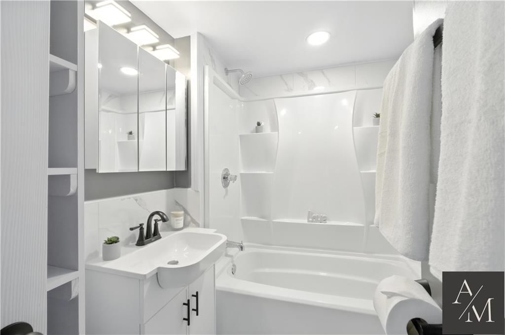 3912 Jackson Avenue — photo 15
