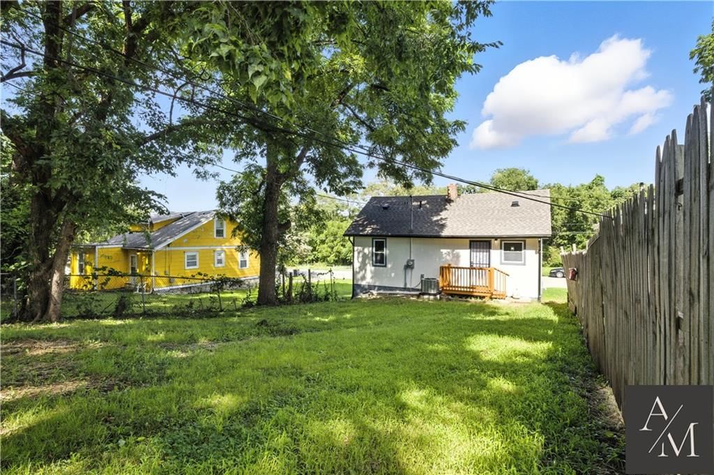 3912 Jackson Avenue — photo 18