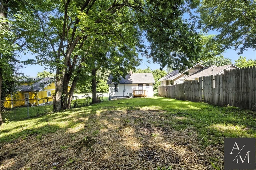 3912 Jackson Avenue — photo 19