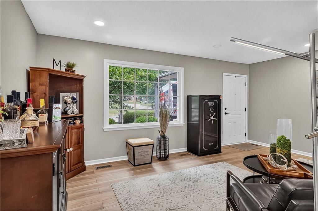 2900 Belle Haven Drive — photo 13