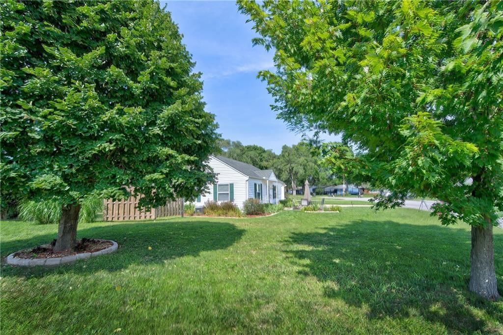 4801 Locust Avenue — photo 24