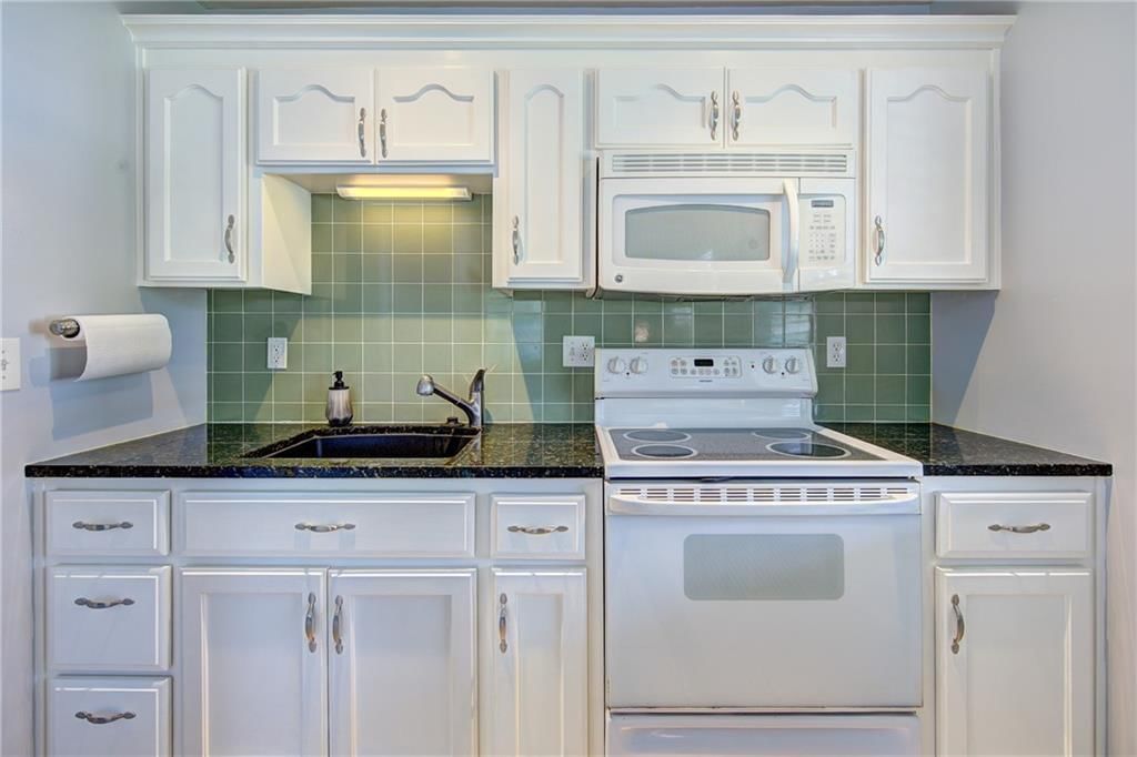 4801 Locust Avenue — photo 10