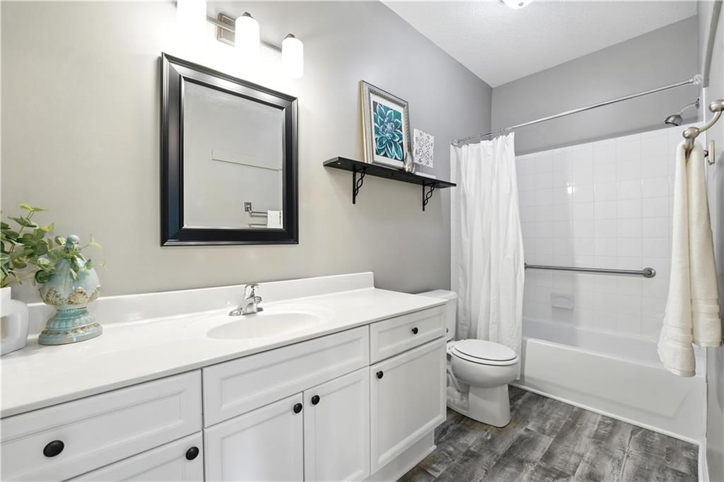 11711 S Roundtree Street — photo 20