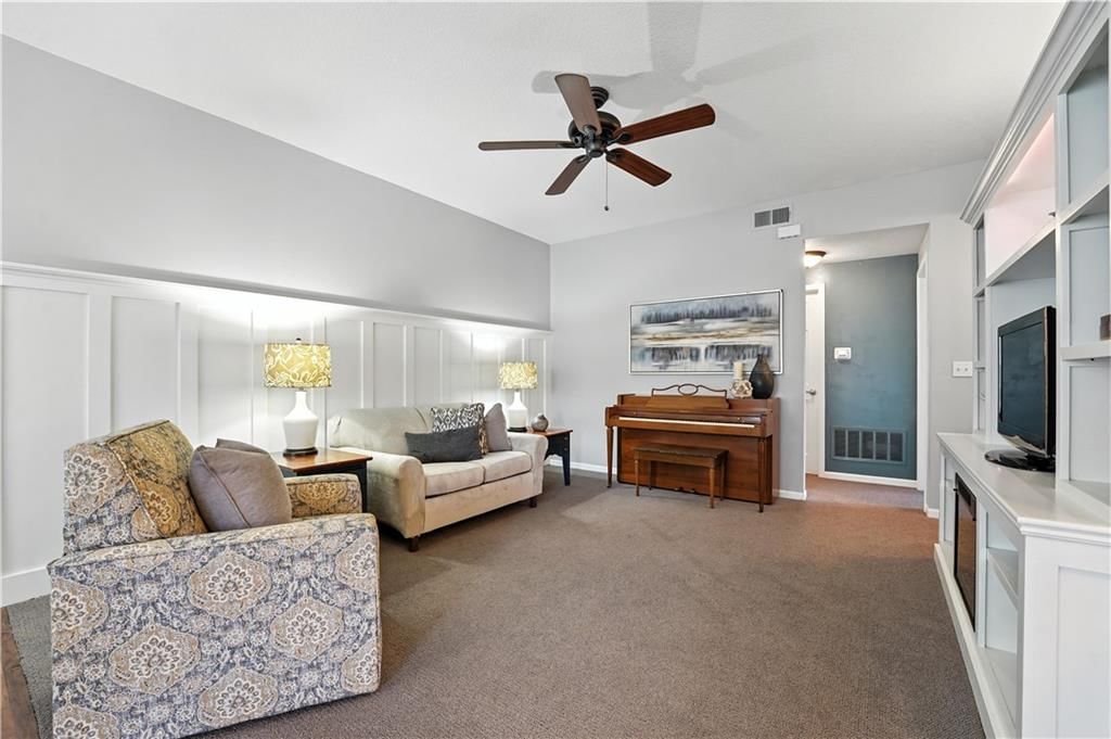 11711 S Roundtree Street — photo 4
