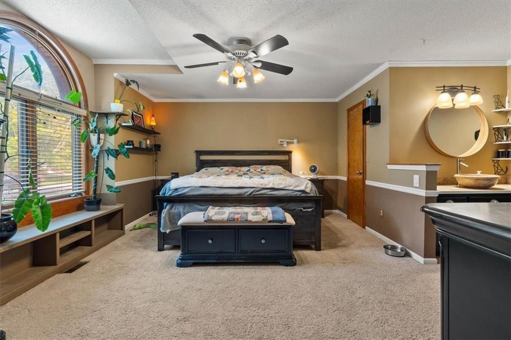 8529 N Troost Avenue — photo 16
