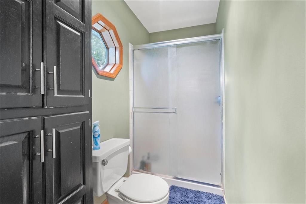 8529 N Troost Avenue — photo 18