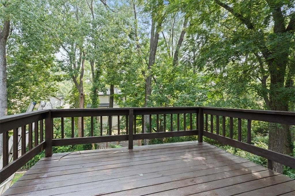 8529 N Troost Avenue — photo 29