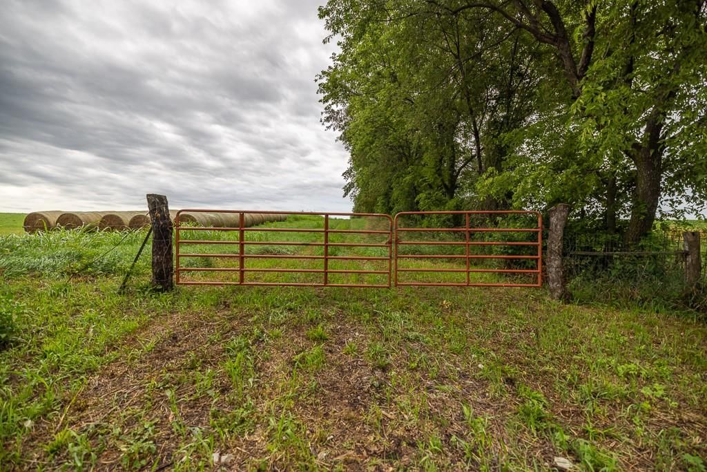 0000 NW U Highway — photo 29