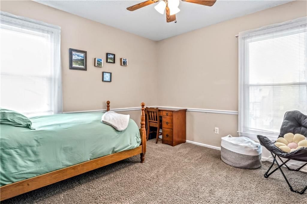 912 NW Forest Drive — photo 18