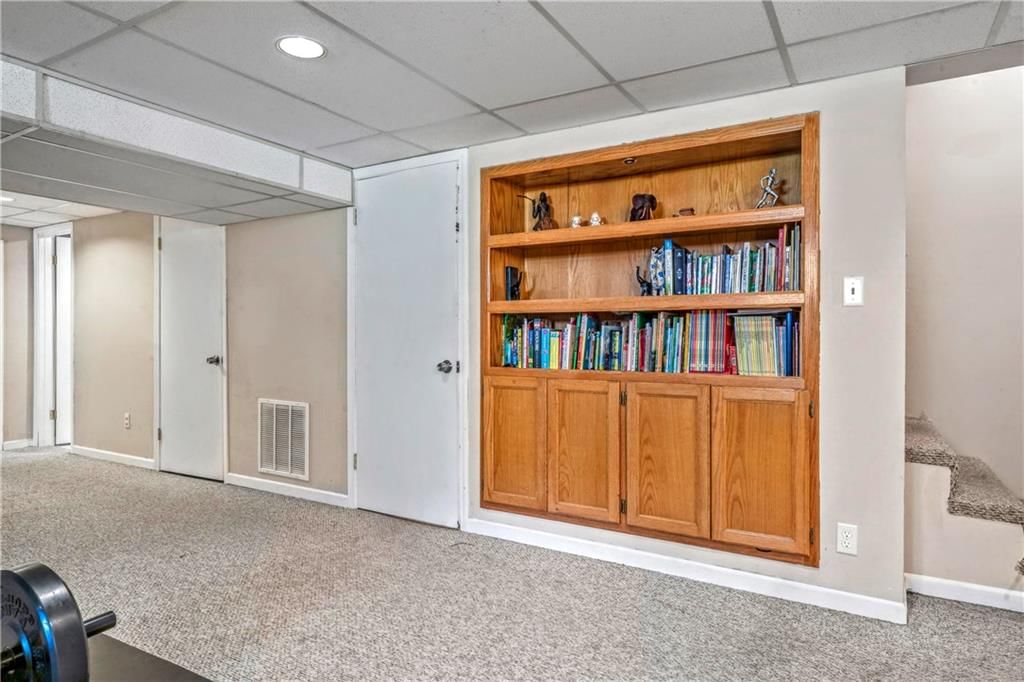 912 NW Forest Drive — photo 30