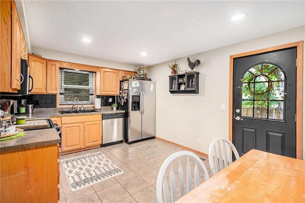 5514 Pershing Road — photo 9
