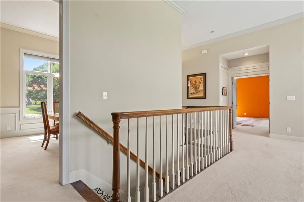 205 NE Bittercreek Road — photo 22