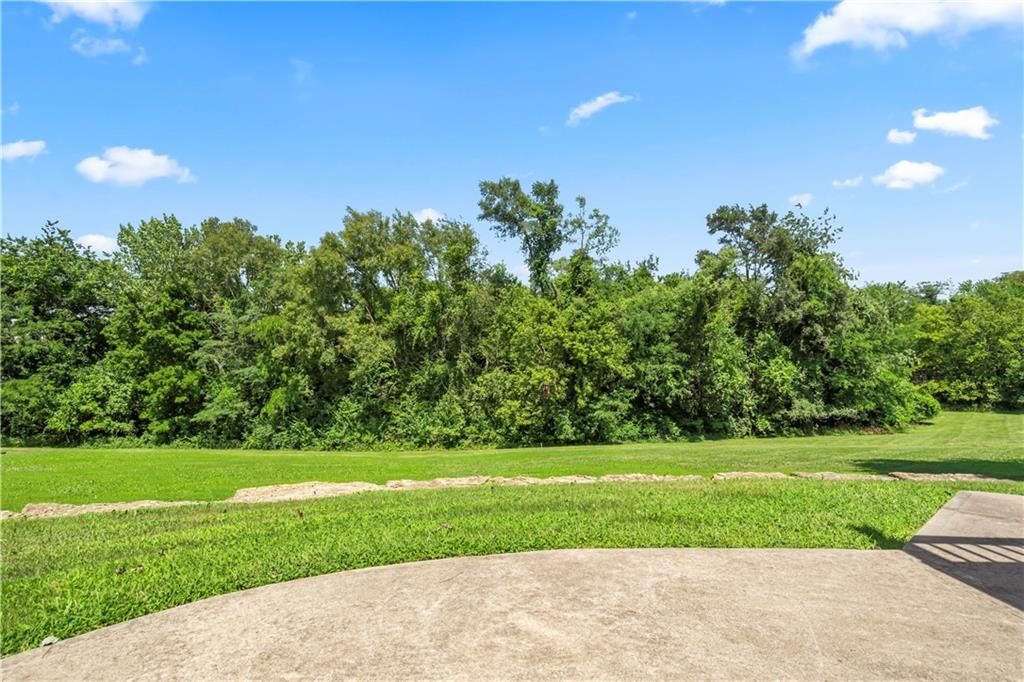 205 NE Bittercreek Road — photo 51