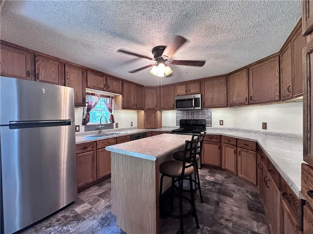 301 E Colt Street — photo 15