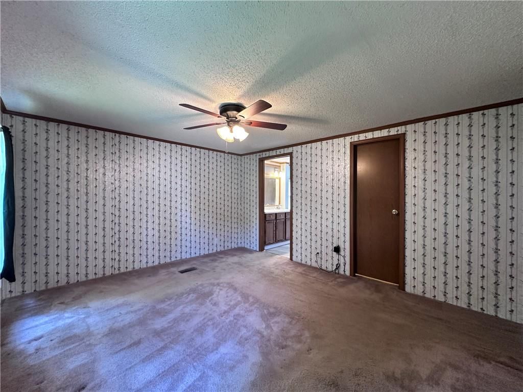 301 E Colt Street — photo 16