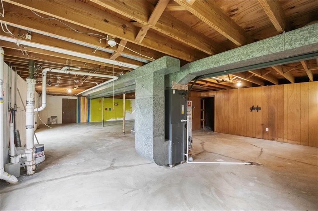 104 N June Street — photo 21