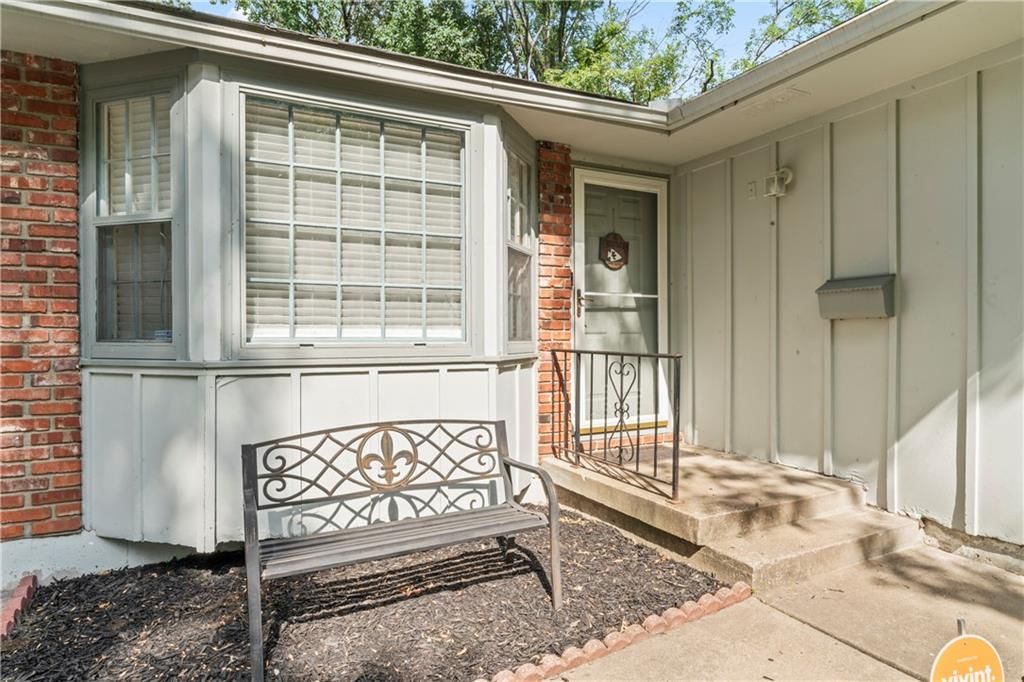 4929 Evanston Avenue — photo 4