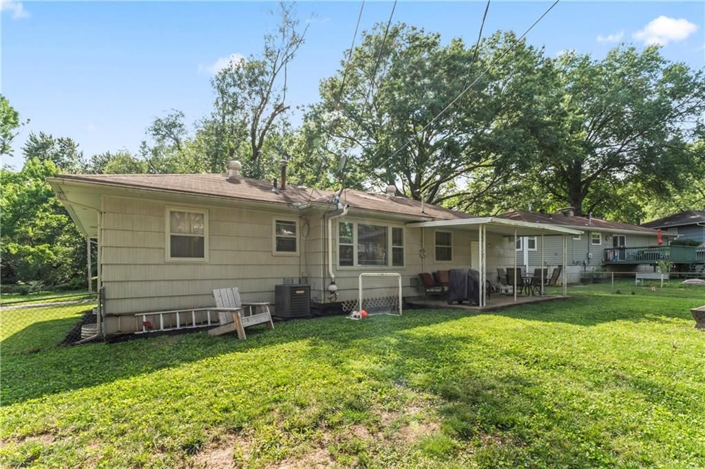 4929 Evanston Avenue — photo 44