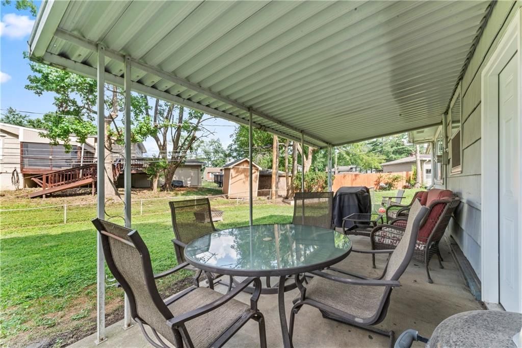 4929 Evanston Avenue — photo 46