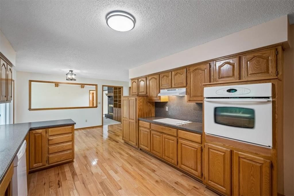 613 Lakeview Drive — photo 15