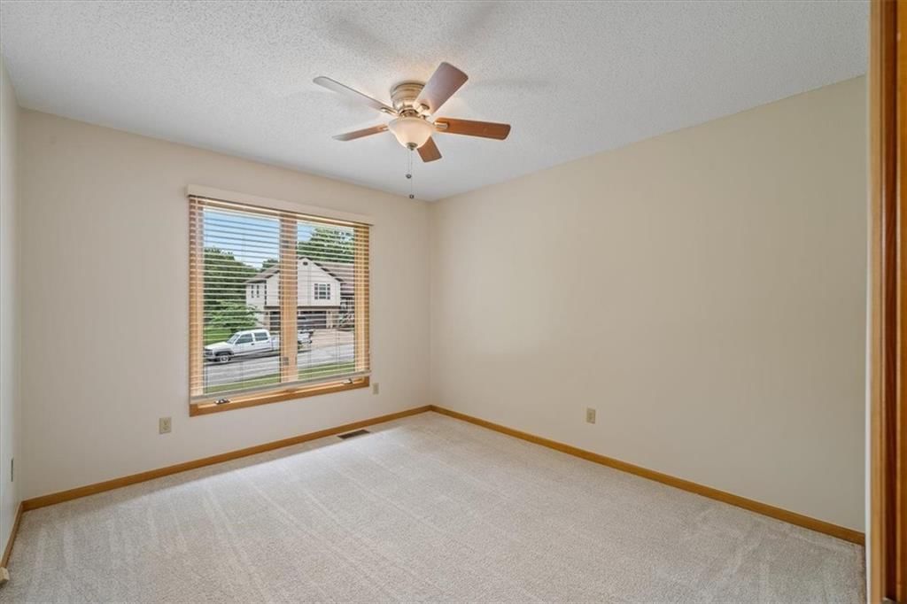 613 Lakeview Drive — photo 23