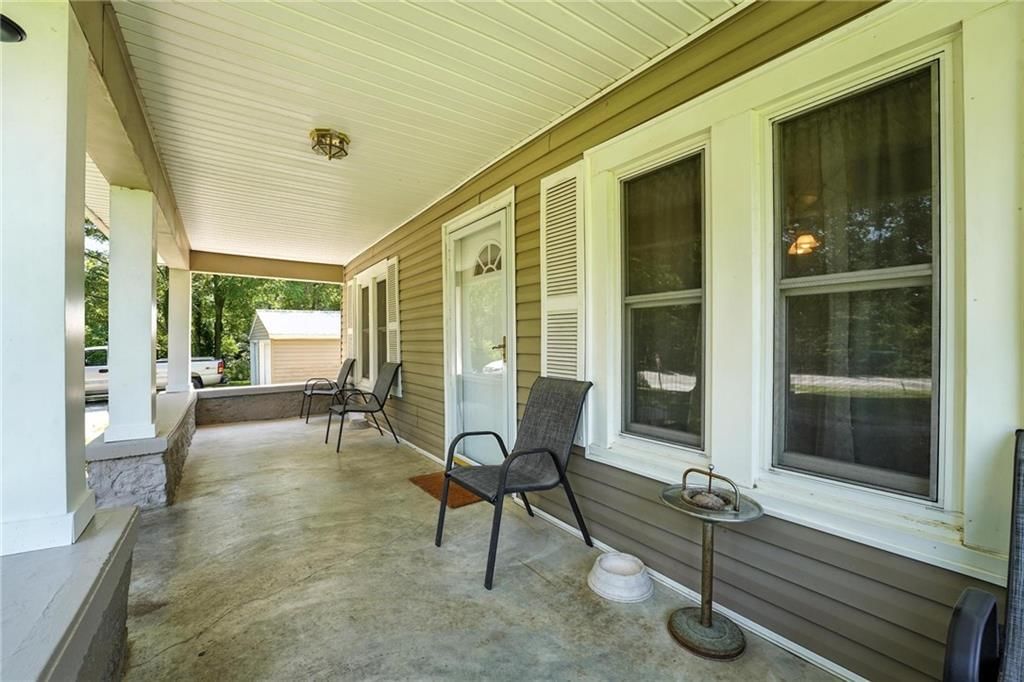 10008 Schwarz Lane — photo 33