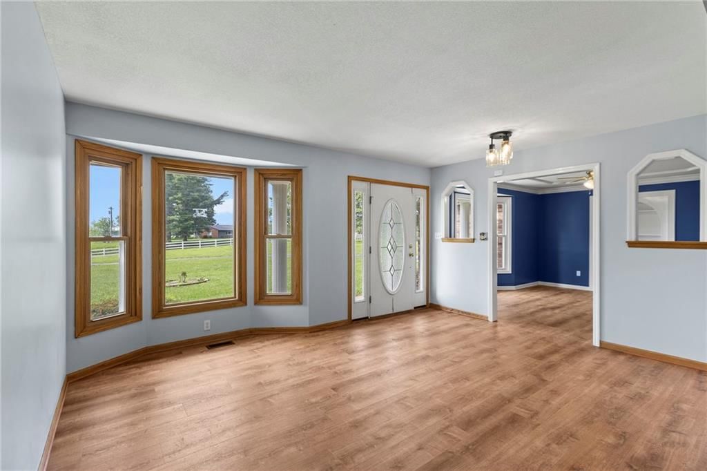 31508 E Truman Road — photo 11