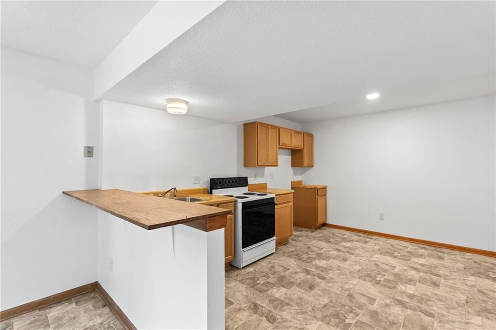 31508 E Truman Road — photo 39