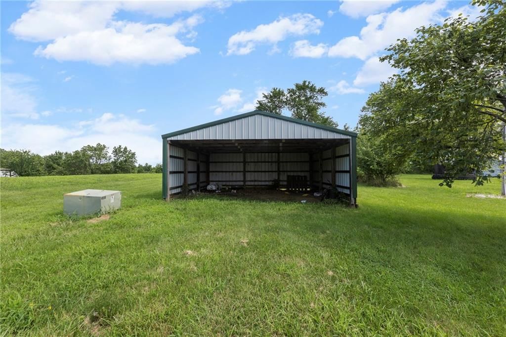 31508 E Truman Road — photo 49
