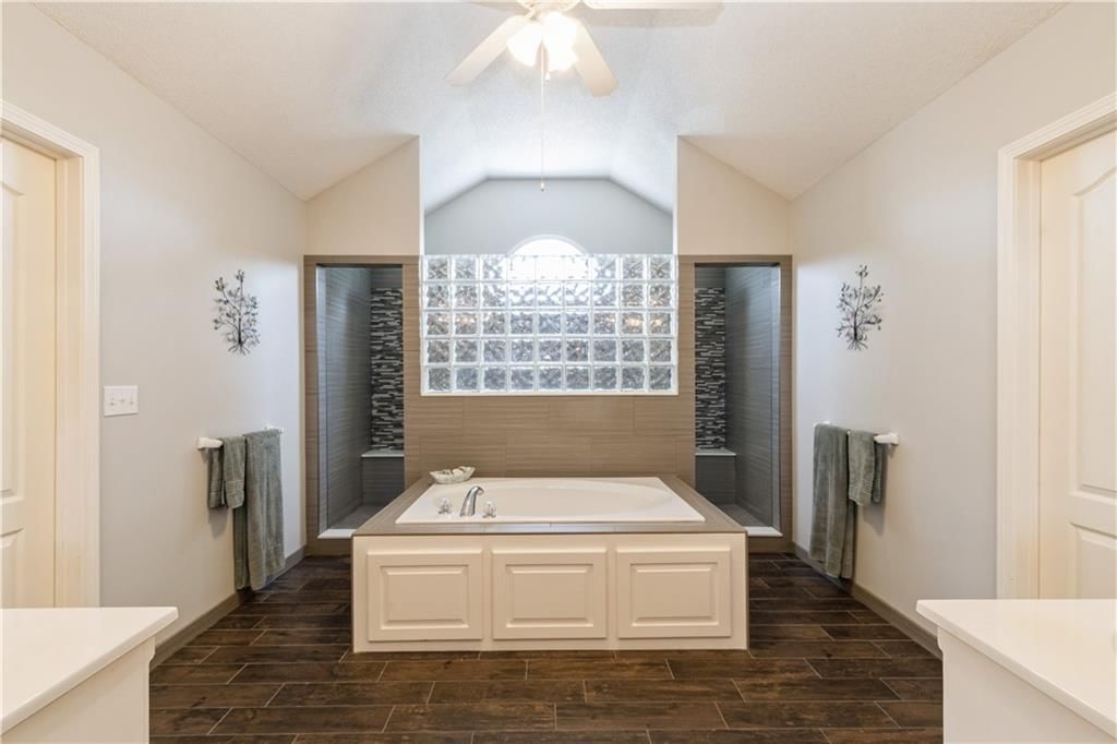21602 W 100 Street — photo 17