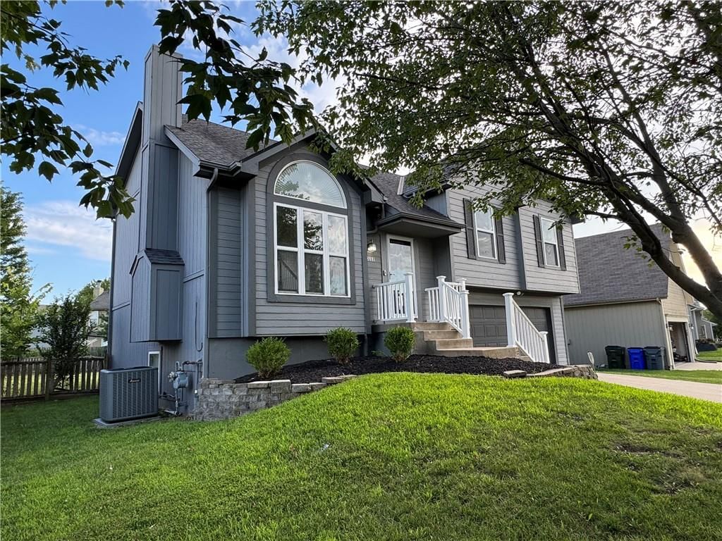 18881 W 160th Terrace — photo 3