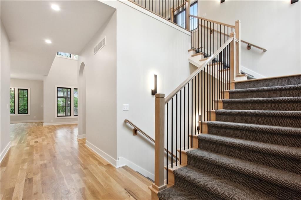 7051 Linden Street — photo 24