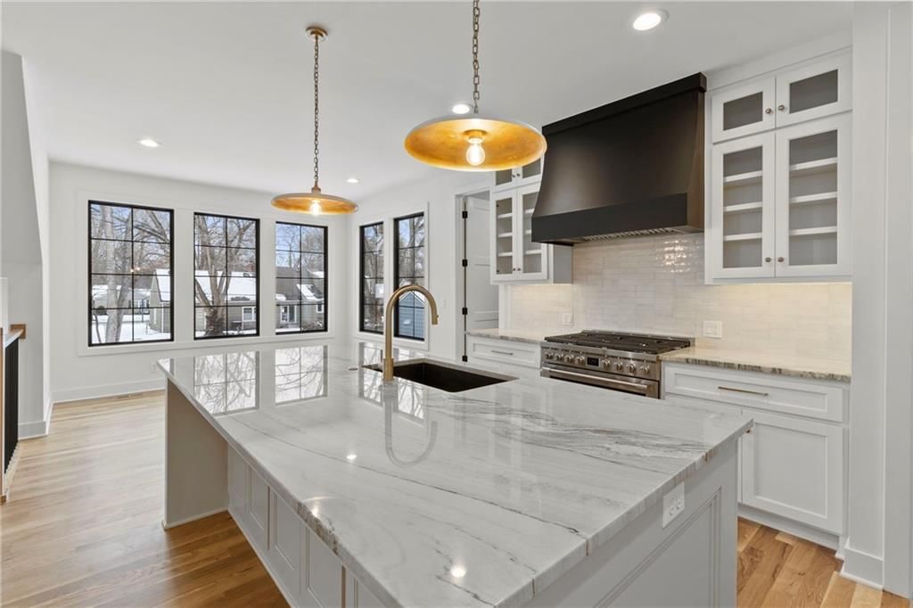 3523 W 74th Street — photo 4