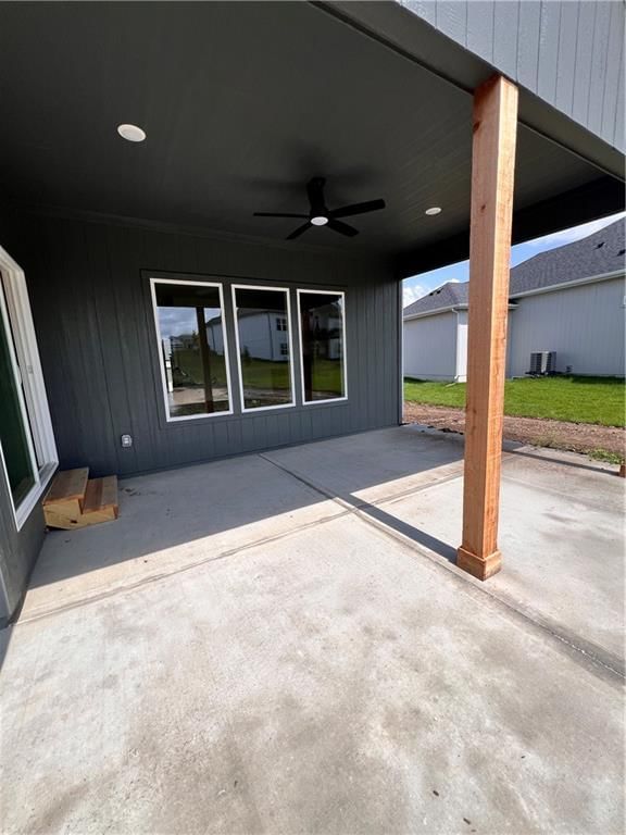 16360 Spring Valley Street — photo 9