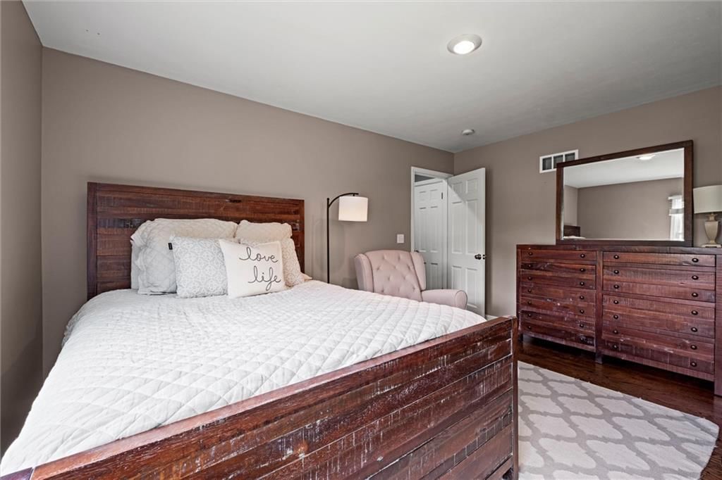 4404 W 93rd Street — photo 35