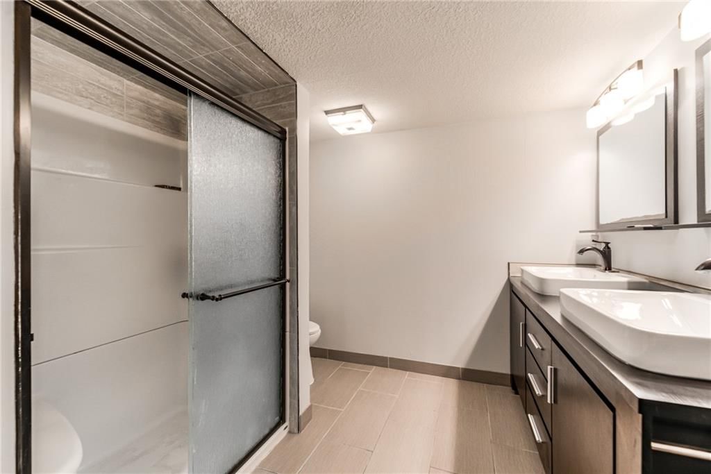 8926 W 101st Street — photo 16