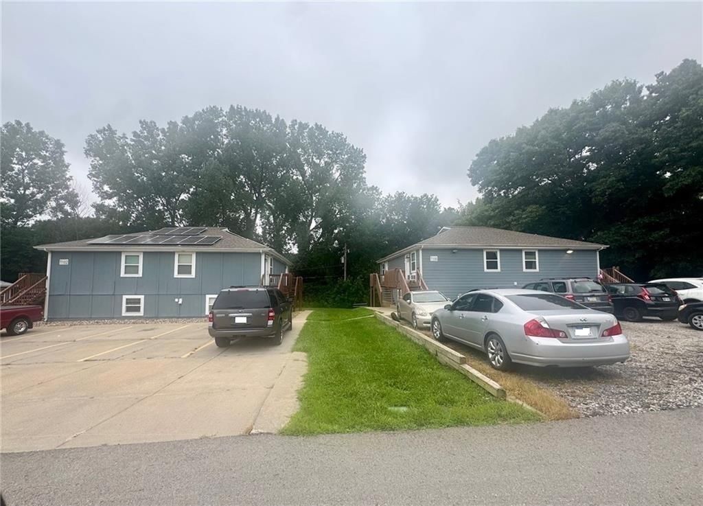 1100 N 4th Street, Lansing, KS