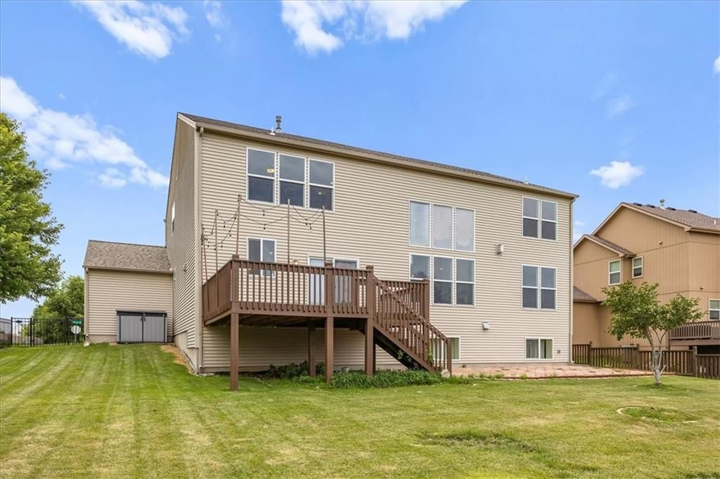 23600 W 93rd Street — photo 31